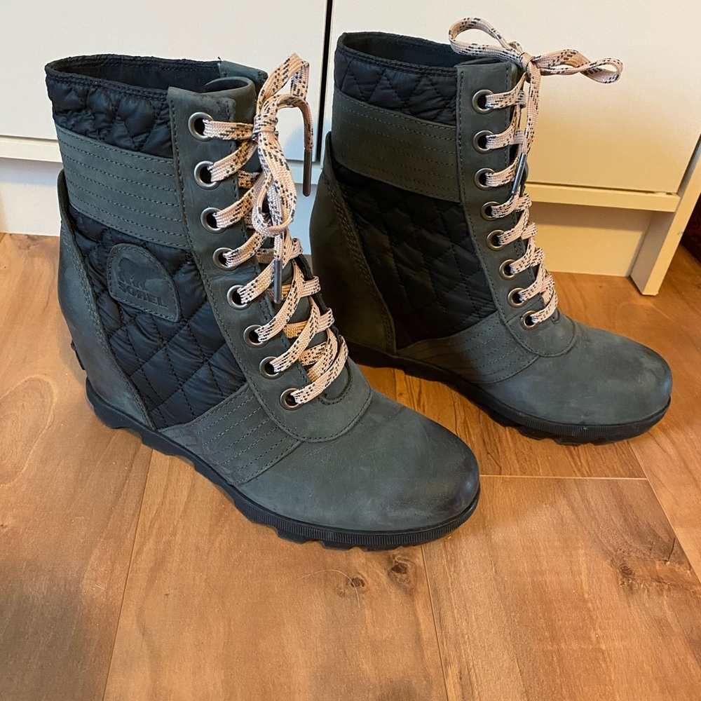 Sorel Lexie Wedge Boots - Picture 7 of 7